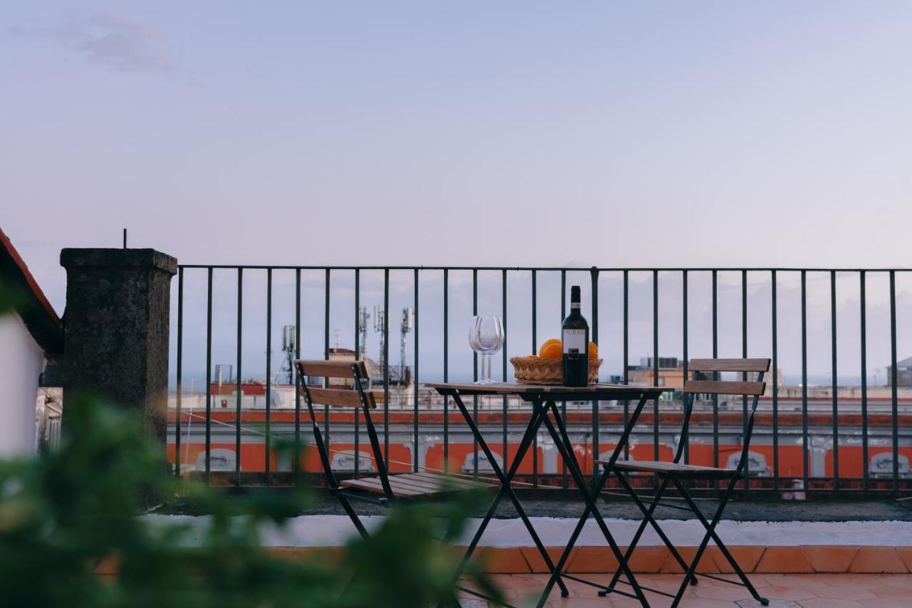 Janare - Rooms & Terrace Napoli Eksteriør billede