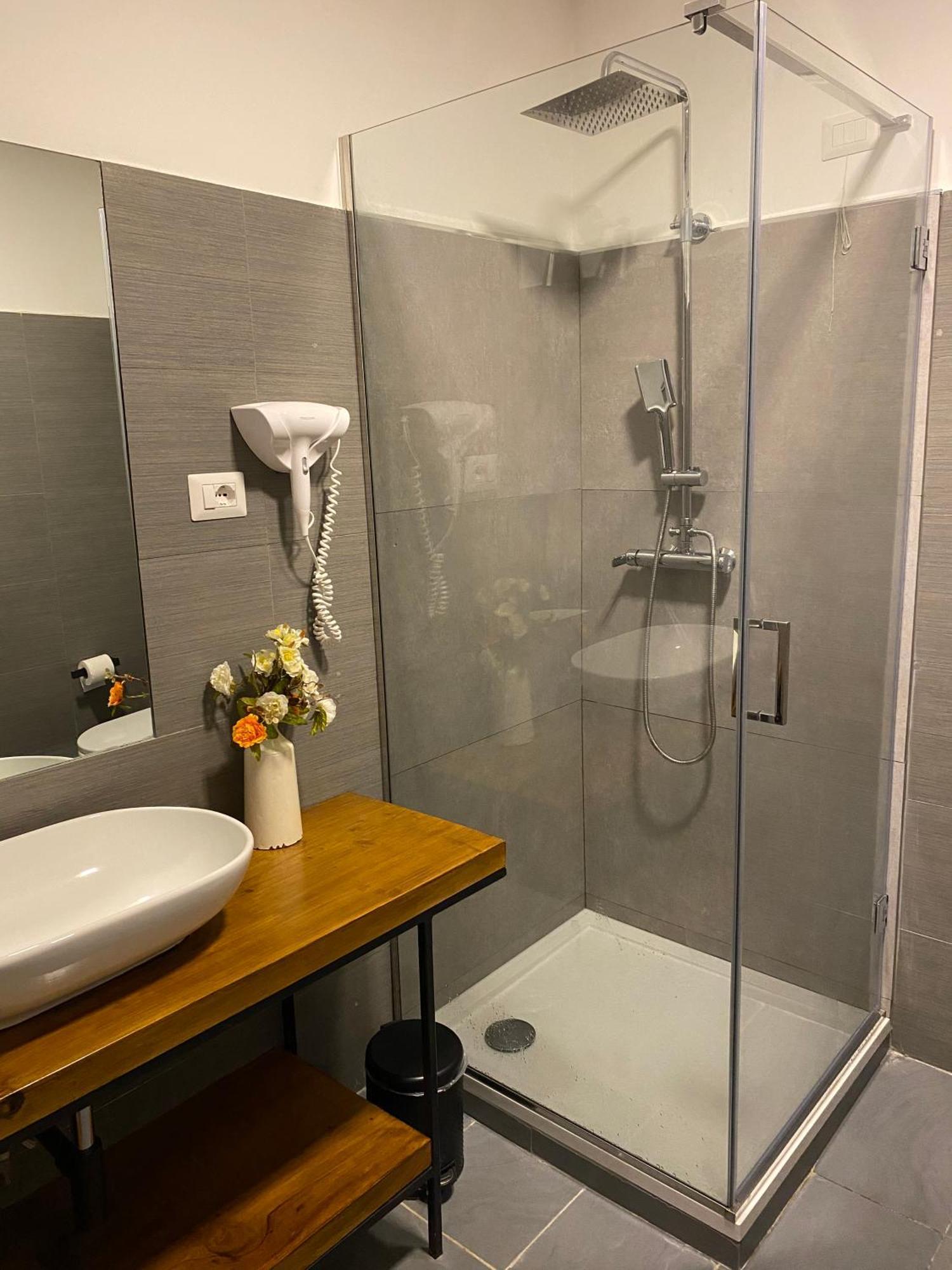 Janare - Rooms & Terrace Napoli Eksteriør billede